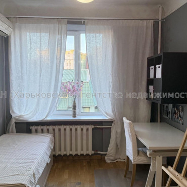 Сдам квартиру, Свободы ул. , 12/16 , 2  ком., 70 м², капитальный ремонт 