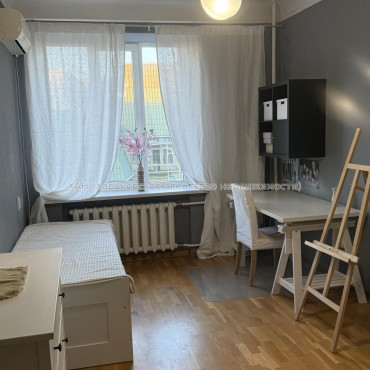 Сдам квартиру, Свободы ул. , 12/16 , 2  ком., 70 м², капитальный ремонт 