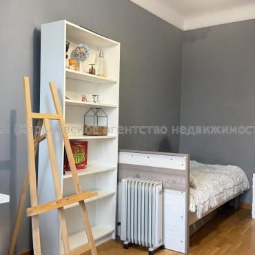 Сдам квартиру, Свободы ул. , 12/16 , 2  ком., 70 м², капитальный ремонт 
