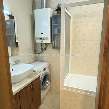 Сдам квартиру, Свободы ул. , 12/16 , 2  ком., 70 м², капитальный ремонт 