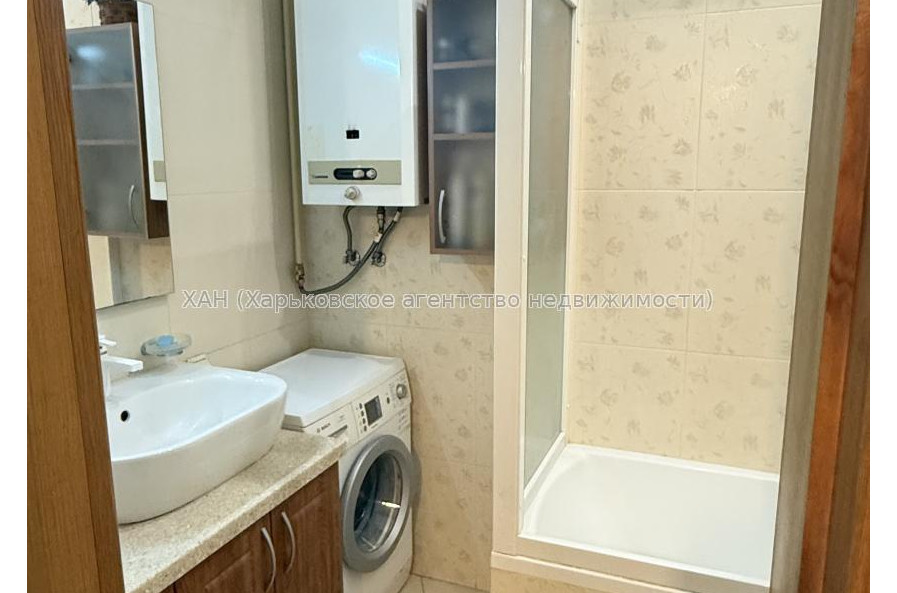 Сдам квартиру, Свободы ул. , 12/16 , 2  ком., 70 м², капитальный ремонт 