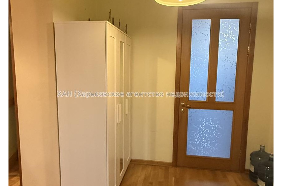 Сдам квартиру, Свободы ул. , 12/16 , 2  ком., 70 м², капитальный ремонт 