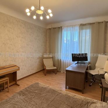 Сдам квартиру, Свободы ул. , 12/16 , 2  ком., 70 м², капитальный ремонт 