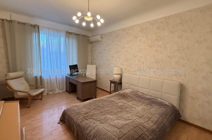 Сдам квартиру, Свободы ул. , 12/16 , 2  ком., 70 м², капитальный ремонт 