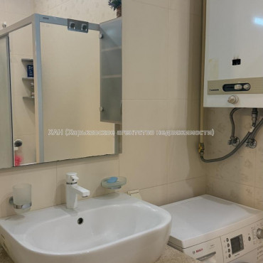 Сдам квартиру, Свободы ул. , 12/16 , 2  ком., 70 м², капитальный ремонт 