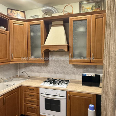 Сдам квартиру, Свободы ул. , 12/16 , 2  ком., 70 м², капитальный ремонт 