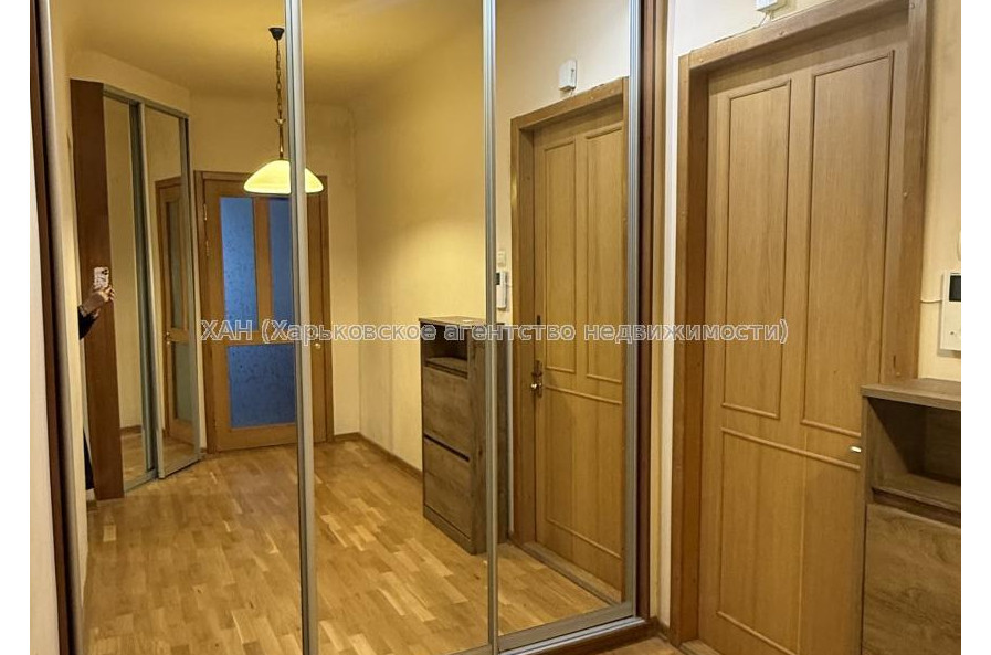 Сдам квартиру, Свободы ул. , 12/16 , 2  ком., 70 м², капитальный ремонт 