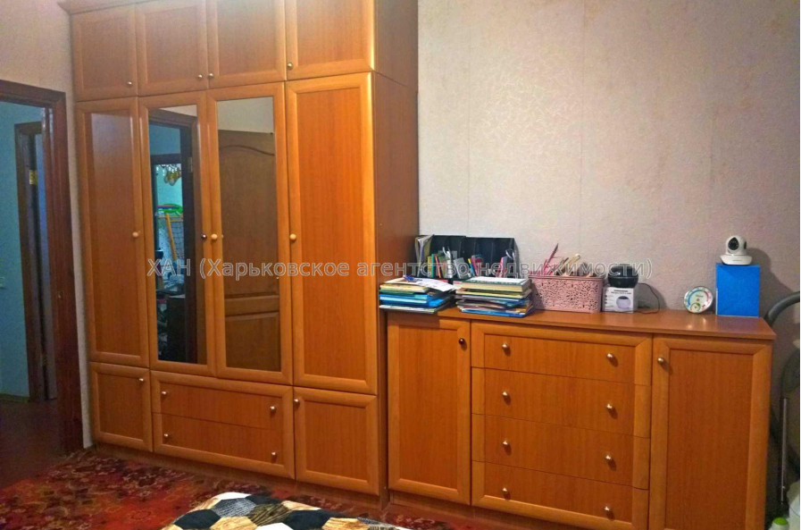 Продам квартиру, Леся Сердюка ул. , 3  ком., 69 м², косметический ремонт 