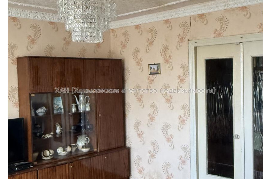 Продам квартиру, Власенко ул. , 9 , 3  ком., 70.50 м², советский ремонт 