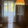 Продам квартиру, Власенко ул. , 9 , 3  ком., 70.50 м², советский ремонт 
