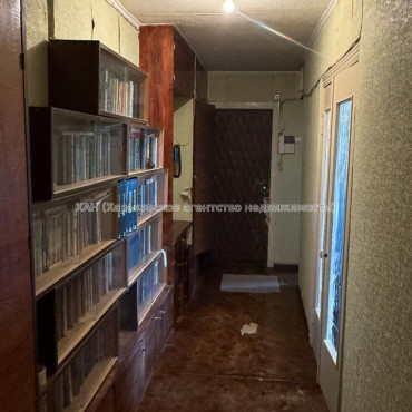 Продам квартиру, Власенко ул. , 9 , 3  ком., 70.50 м², советский ремонт 