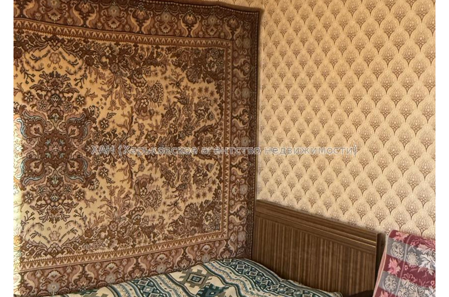 Продам квартиру, Власенко ул. , 9 , 3  ком., 70.50 м², советский ремонт 