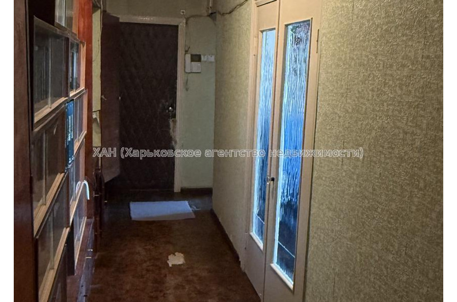 Продам квартиру, Власенко ул. , 9 , 3  ком., 70.50 м², советский ремонт 