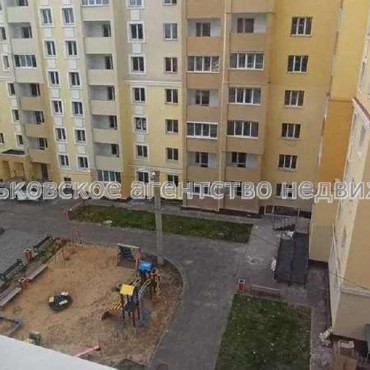 Продам квартиру, Семинарская ул. , 1  ком., 32 м², без внутренних работ 