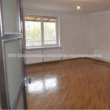 Продам будинок, Власенко ул. , 585 м², 3 соток, капитальный ремонт 