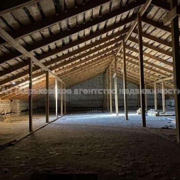 Продам будинок, Власенко ул. , 585 м², 3 соток, капитальный ремонт 