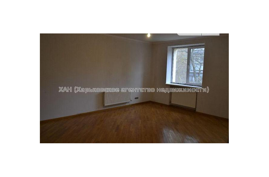 Продам дом, Власенко ул. , 585 м², 3 сот., капитальный ремонт 