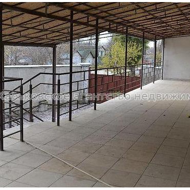 Продам будинок, Власенко ул. , 585 м², 3 соток, капитальный ремонт 