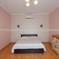 Продам дом, Украинская ул. , 276 м², 10 сот., капитальный ремонт 