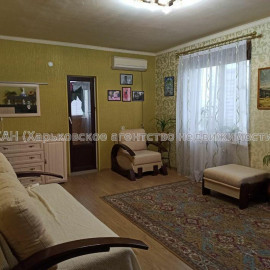 Продам квартиру, Соборности Украины ул. , 3 кім., 150 м², капитальный ремонт