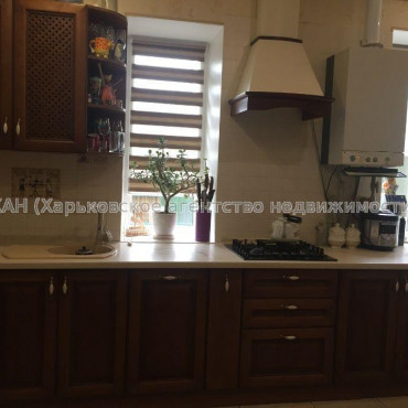 Продам дом, Екатерининская ул. , 150 м², 6.50 сот., капитальный ремонт 