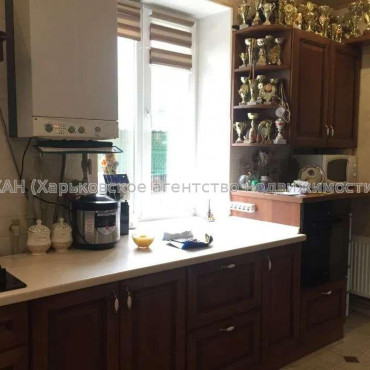 Продам дом, Екатерининская ул. , 150 м², 6.50 сот., капитальный ремонт 