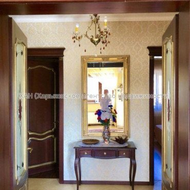 Продам будинок, Вербная ул. , 530 м², 10 соток, евроремонт 