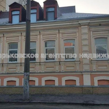 Продам будинок, Кузнечная ул. , 600 м², 7 соток, евроремонт 