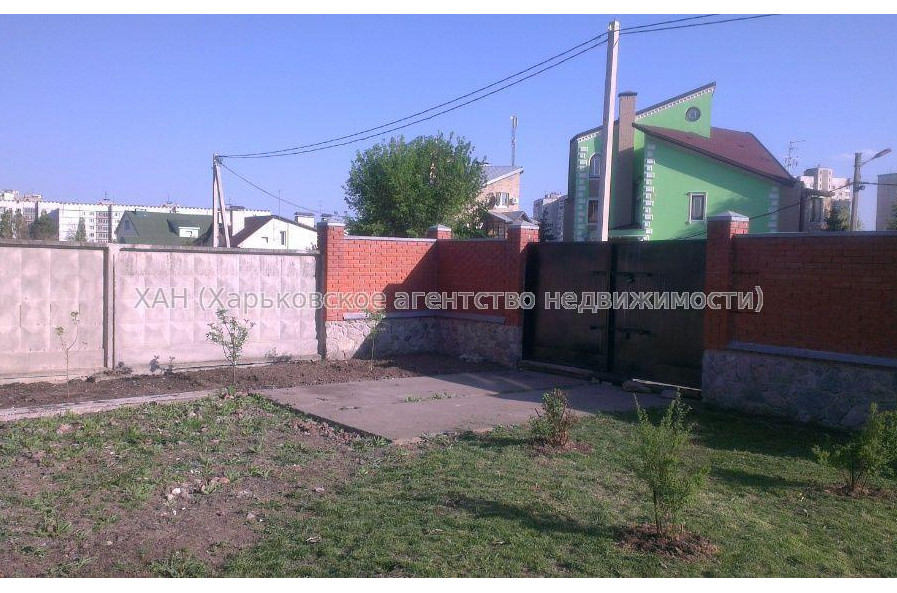 Продам будинок, Зарянская ул. , 380 м², 15 соток, без внутренних работ 