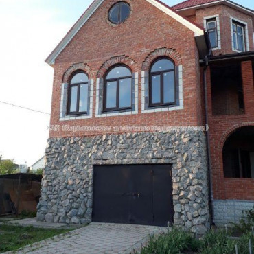 Продам будинок, Зарянская ул. , 380 м², 15 соток, без внутренних работ 