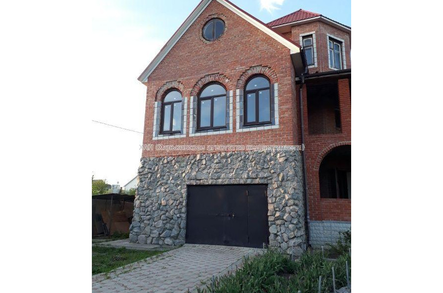 Продам будинок, Зарянская ул. , 380 м², 15 соток, без внутренних работ 