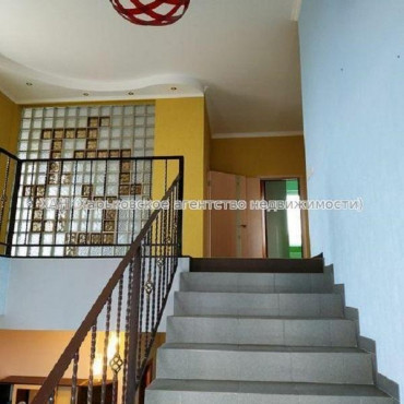 Продам будинок, Циолковского ул. , 280 м², 10 соток, евроремонт 