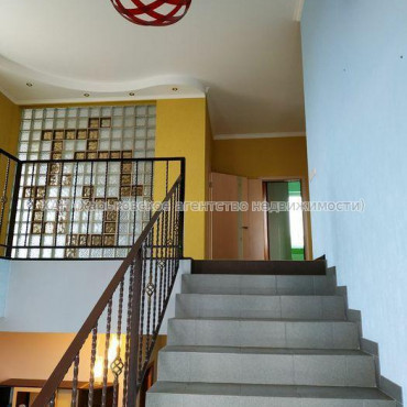 Продам будинок, Циолковского ул. , 280 м², 10 соток, евроремонт 