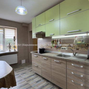 Продам дом, Харьковская ул. , 110 м², 6 сот., капитальный ремонт 