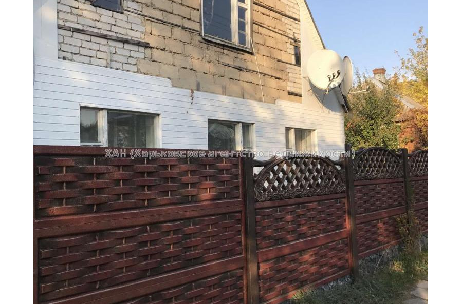 Продам дом, 160 м², 10 сот., косметический ремонт 
