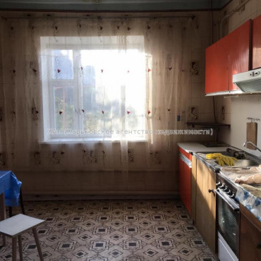 Продам дом, 160 м², 10 сот., косметический ремонт 
