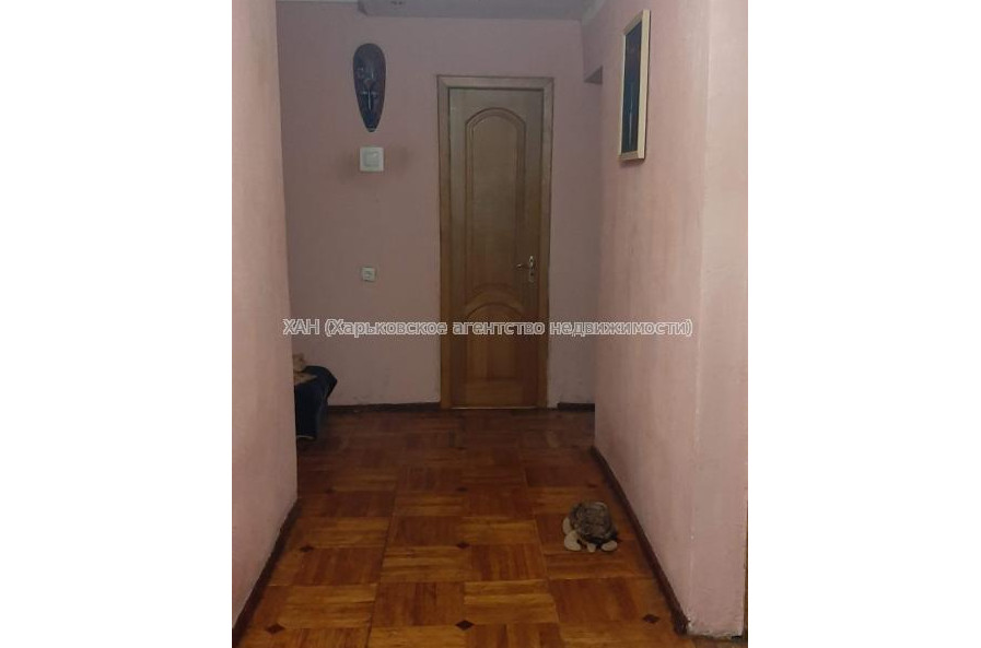 Продам квартиру, Плехановская ул. , 4  ком., 82 м², капитальный ремонт 