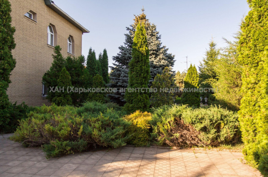 Продам будинок, Высоковольтная ул. , 300 м², 15 соток, евроремонт 