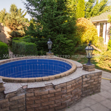 Продам будинок, Высоковольтная ул. , 300 м², 15 соток, евроремонт 