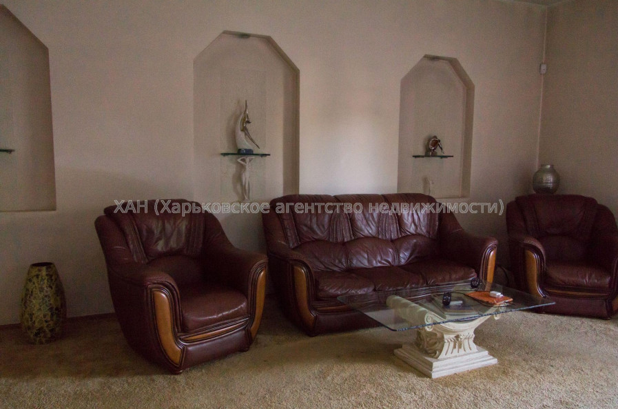 Продам будинок, Высоковольтная ул. , 300 м², 15 соток, евроремонт 