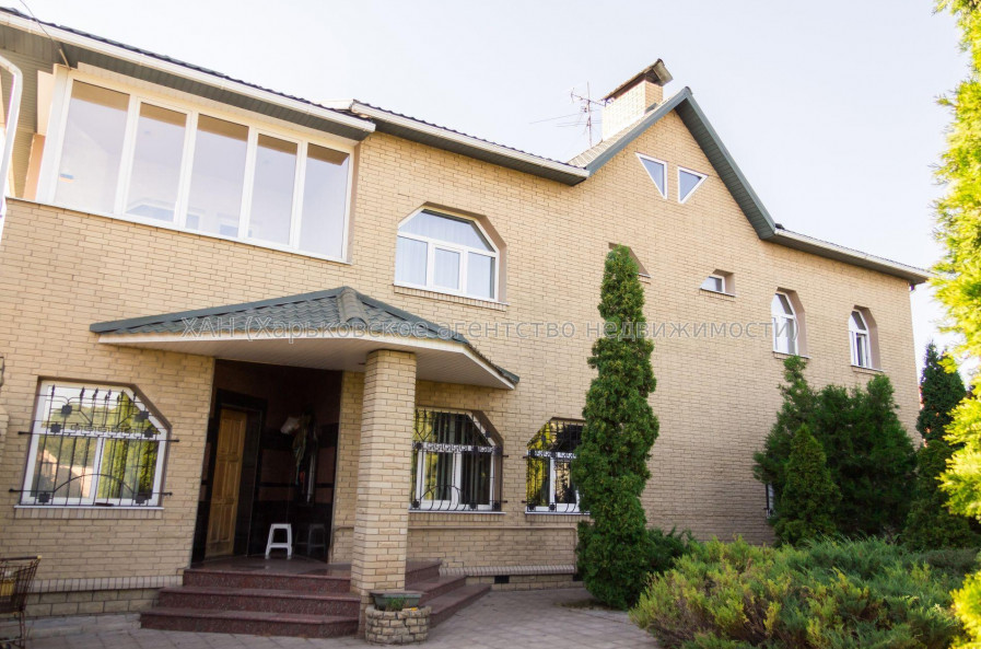 Продам будинок, Высоковольтная ул. , 300 м², 15 соток, евроремонт 