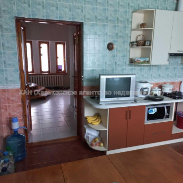 Продам дом, Тираспольская ул. , 210 м², 6 сот., капитальный ремонт 
