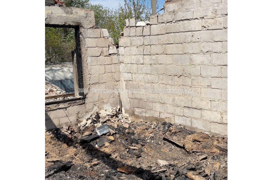 Продам дом, Червонюка ул. , 140 м², 24 сот.