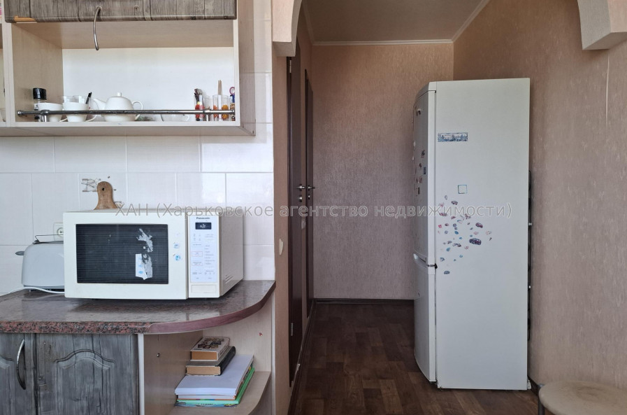 Продам квартиру, Роганская ул. , 2  ком., 50.80 м², капитальный ремонт 