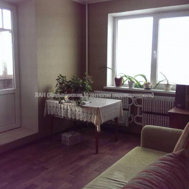 Продам квартиру, Роганская ул. , 2  ком., 50 м², капитальный ремонт 