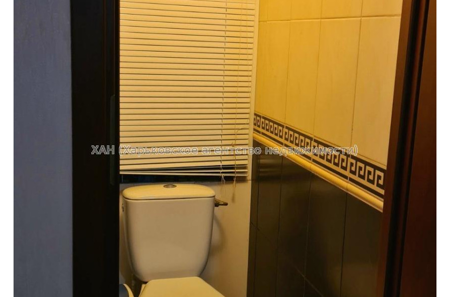 Продам квартиру, Роганская ул. , 2  ком., 50 м², капитальный ремонт 