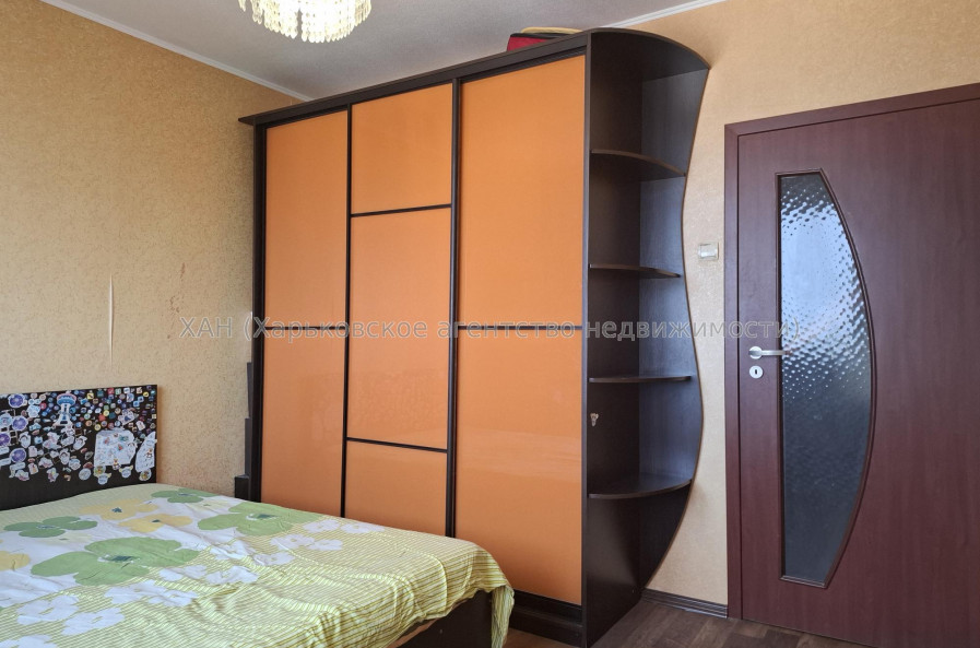 Продам квартиру, Роганская ул. , 2  ком., 50.80 м², капитальный ремонт 