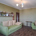 Продам квартиру, Роганская ул. , 2  ком., 50.80 м², капитальный ремонт 