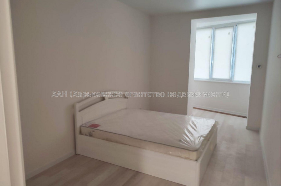 Продам квартиру, Искринский пер. , 3  ком., 96 м², частичный ремонт 