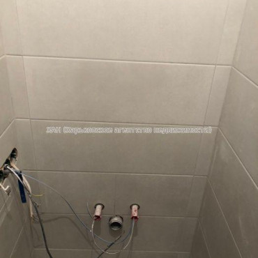 Продам квартиру, Искринский пер. , 3  ком., 96 м², частичный ремонт 